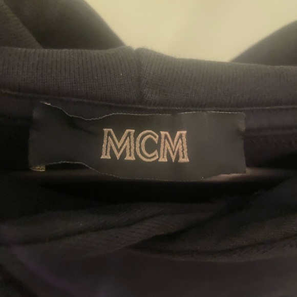 **SOLD**MCM logo embroidered hoodie - Picture 2 of 4
